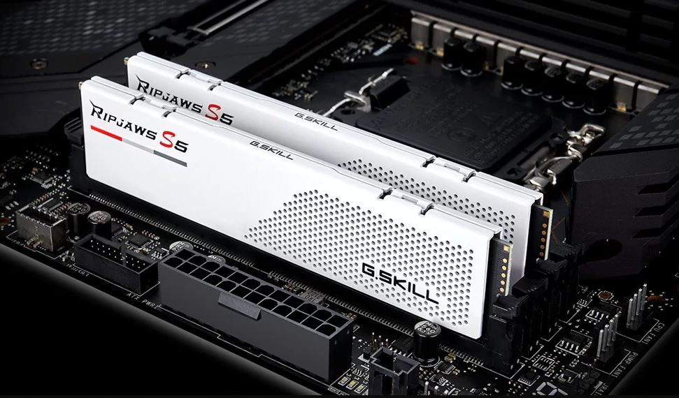 G.SKILL F5-6400J3648F16GX2-RS5W GB (2 x 16GB)/ DDR5 6400 MT/s/ Timings 36-48-48- image 3
