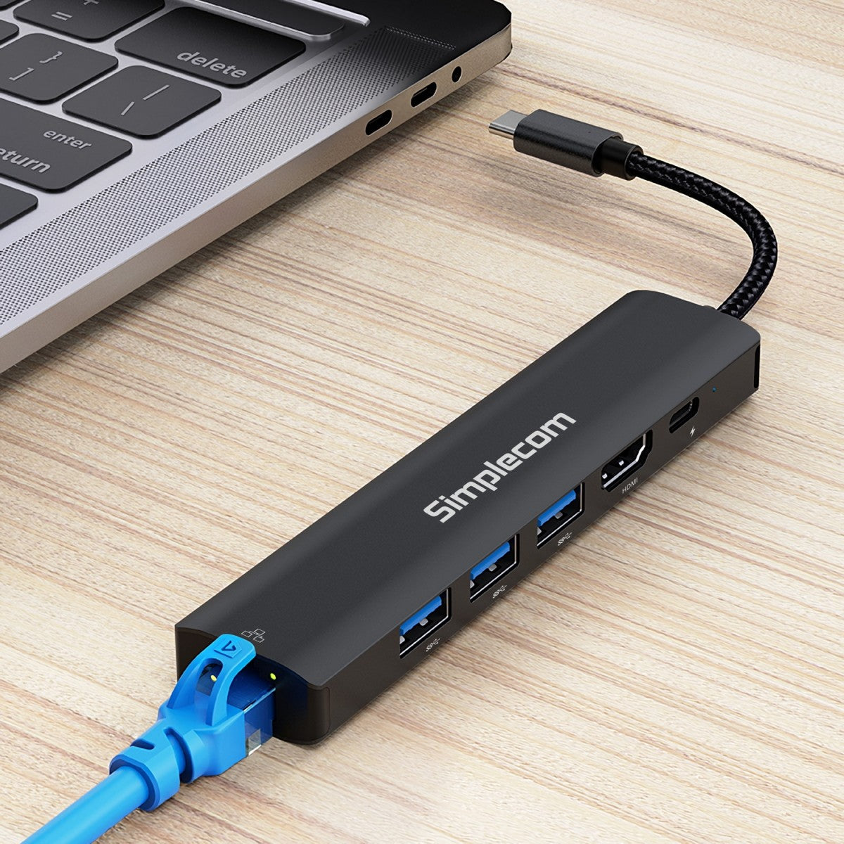 Simplecom CHN560 USB-C SuperSpeed 6-in-1 Multiport Adapter Docking Station image 3