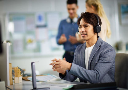 Yealink BH76 Teams Certified Bluetooth Wireless Stereo Headset, Black, ANC, USB-C, Rectractable Microphone, 35 hours battey life **EOS**