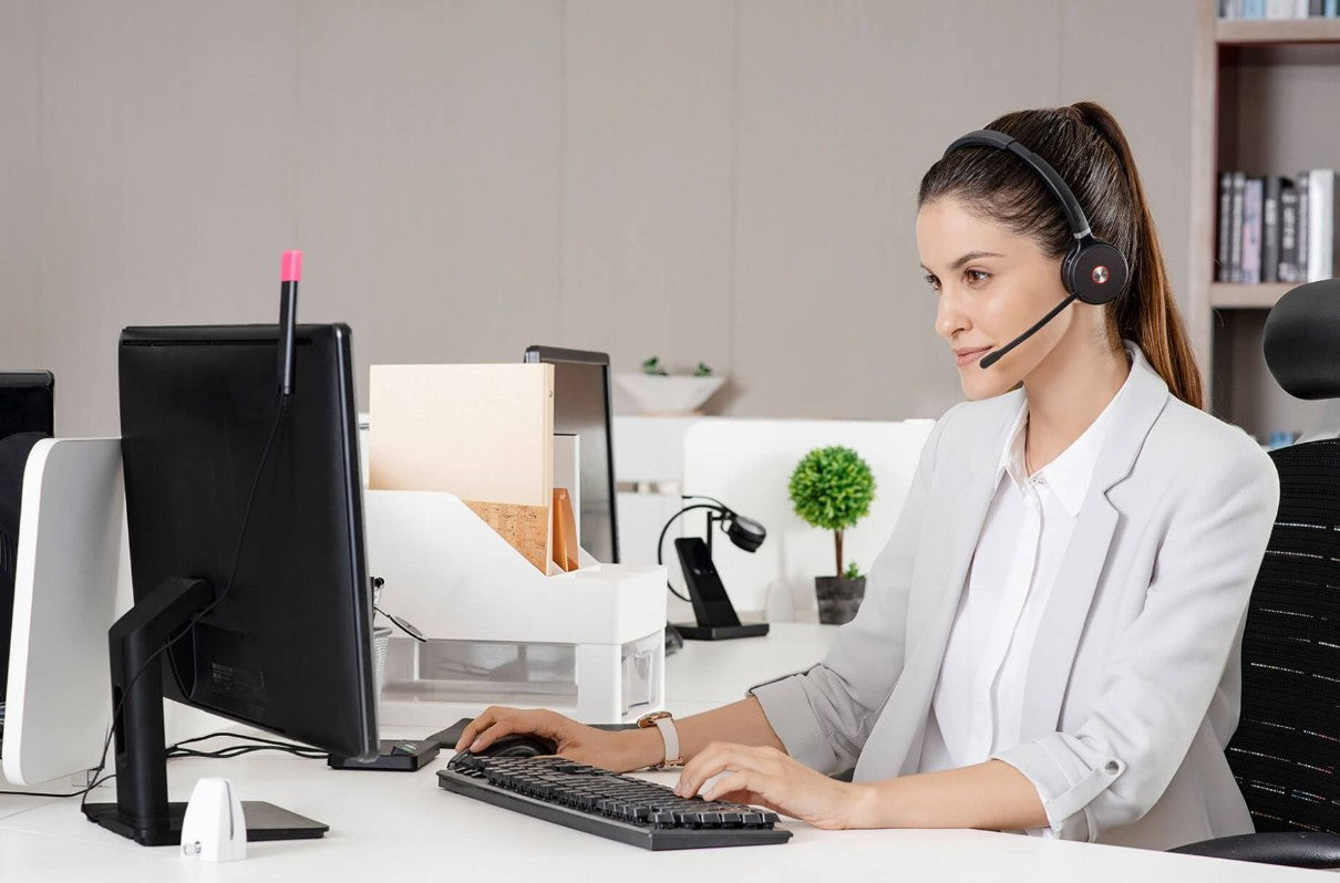 LAST STOCK Yealink WH62 Dual UC DECT Wireless Headset, Busylight On Headset, Leather Ear Cushions, Microsoft Teams & UC Certified,Noise Killer, HD voi