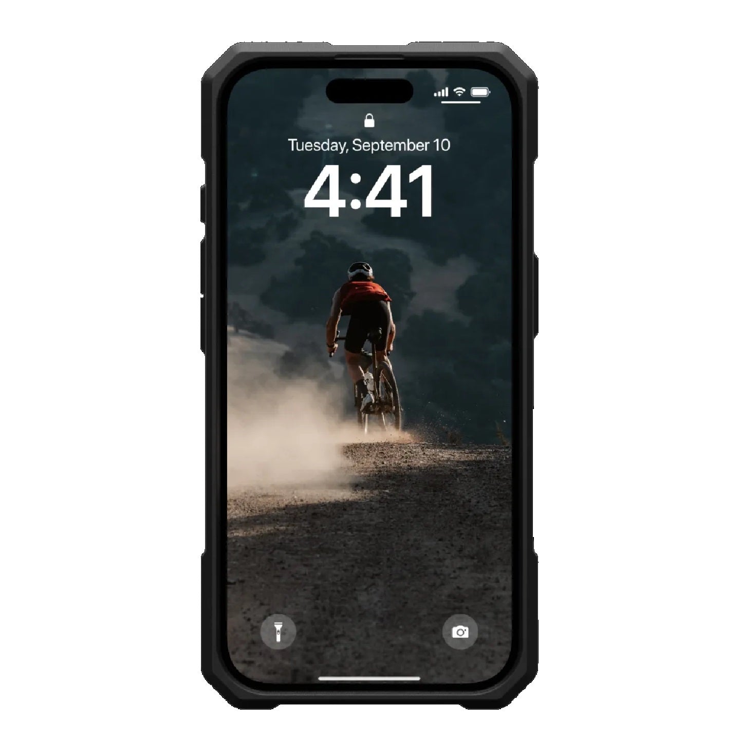 UAG Monarch Pro MagSafe Kevlar Apple iPhone 16 (6.1') Rugged Case - Kevlar Black(114458113940),25ft. Drop Protection (7.6M), 10 Years Warranty