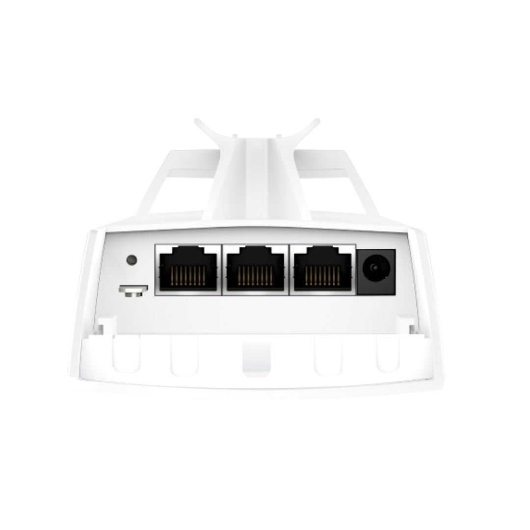 TP-Link Omada 5GHz 867Mbps Long-Range Indoor/Outdoor Wireless Bridge, Up To 5km, 3x Gigabit Ethernet, Auto-pairing, IP65 (EAP215-Bridge KIT)