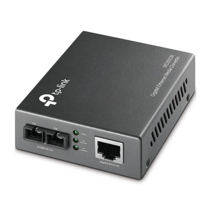 TP-Link MC200CM Gigabit RJ45 to Multi-Mode SC Fibre Media Converter — 1000Mbps, Full-Duplex