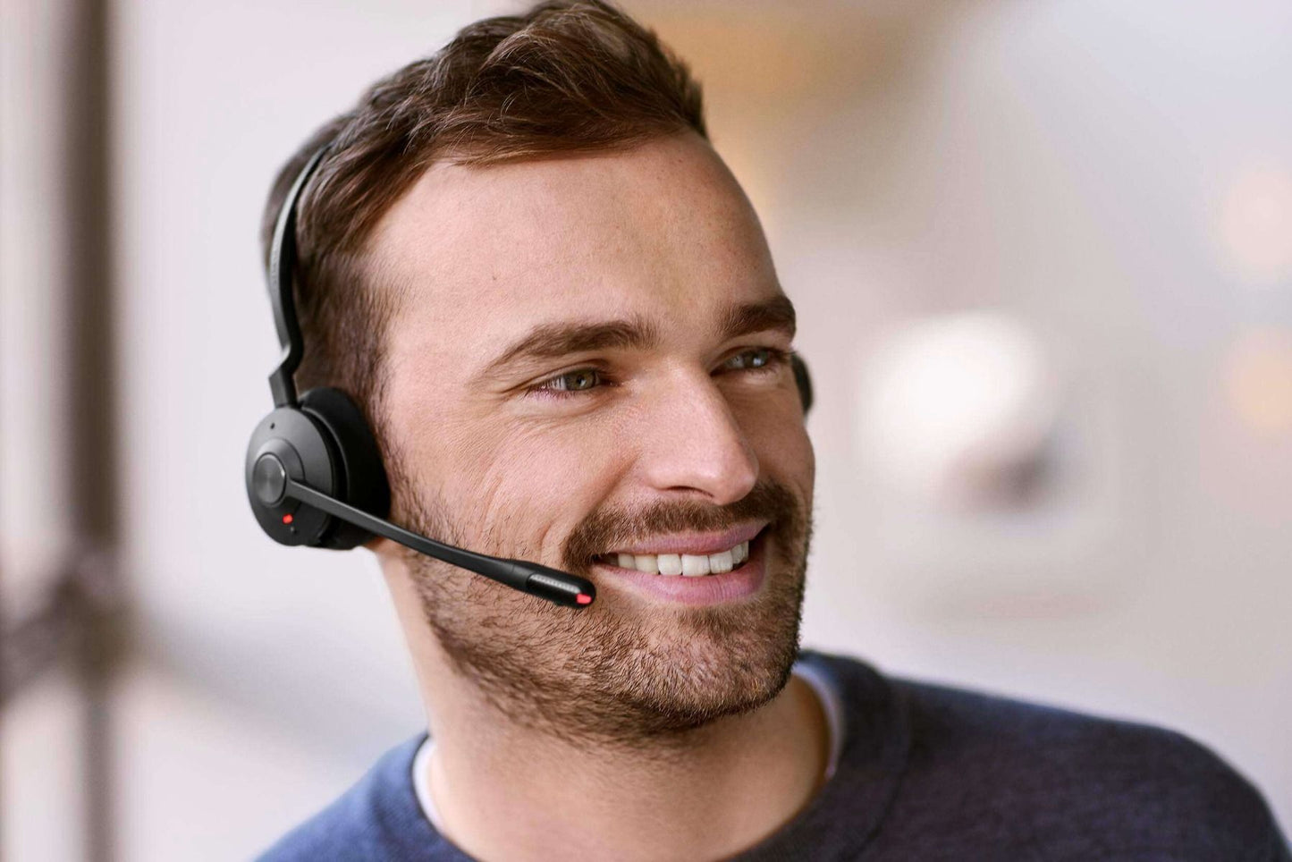Jabra Engage 55 SE, Mono, Link400a, UC DECT Headset, 150m Wireless Range, Noise Cancelling, Flexible, Portable, Durable, Lightweight, Busylight