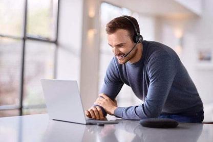 Jabra Engage 55 SE, Stereo, Link400c, UC DECT Headset, 150m Wireless Range, Noise Cancelling, Flexible, Portable, Durable, Lightweight, Busylight