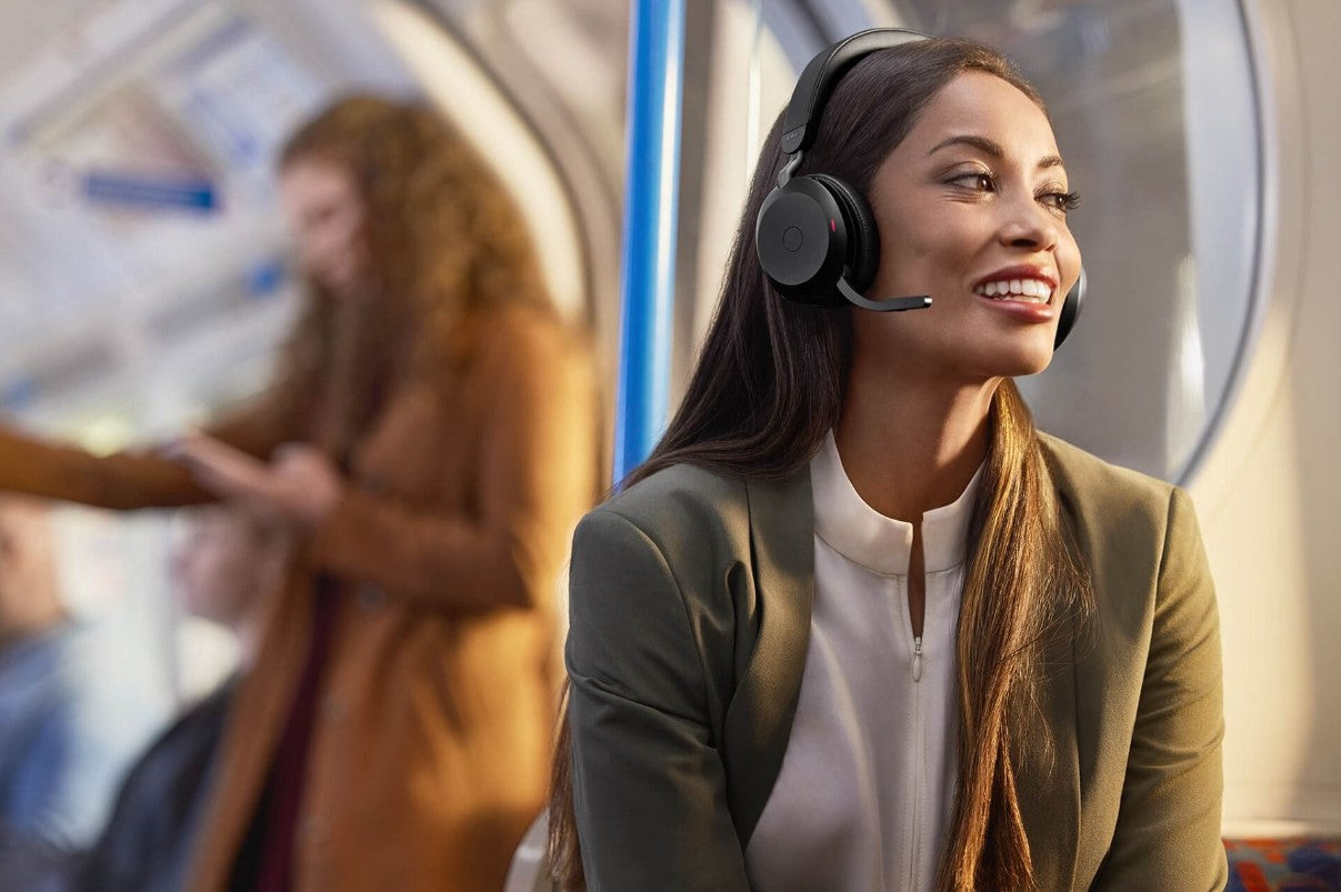 Jabra Evolve2 75 - USB-A Link380a UC Stereo Black, Advanced ANC, 30m Wireless Range, Dual Bluetooth Connectivity, 36 Hours Battery Life, Busylight