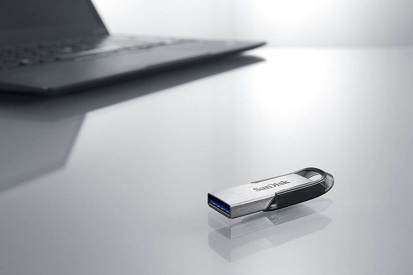 SanDisk Ultra Flair 256GB USB 3.0 Flash Drive — 150MB/s (SDCZ73-256G)