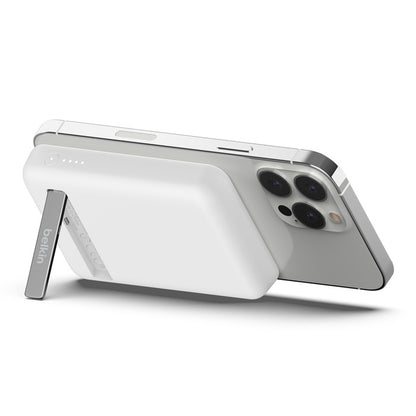 Belkin BoostCharge Magnetic Wireless Power Bank 5K + Stand - White (BPD004btWT), image 1