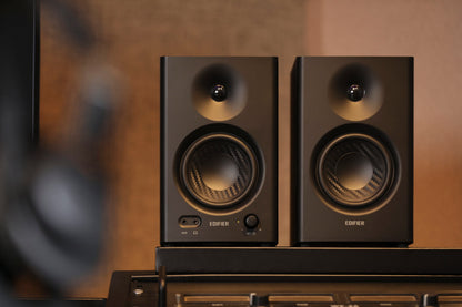 Edifier MR4 Studio Monitor - Smooth Frequency, 1' Silk Dome Tweeter, 4'  Diaphra image 3